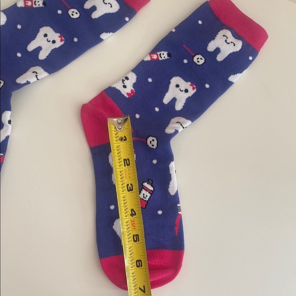 Fun Tooth Patterned Socks - Picture 4 of 6